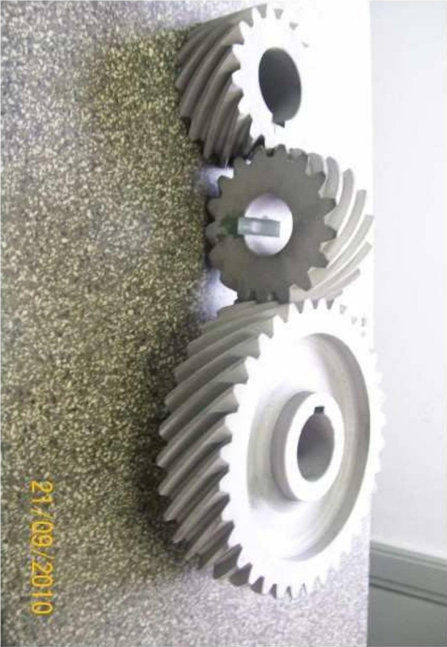 Helical gears in different modules and diameters